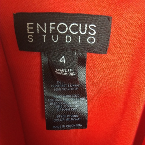 NWOT peplum dress - Picture 2 of 5